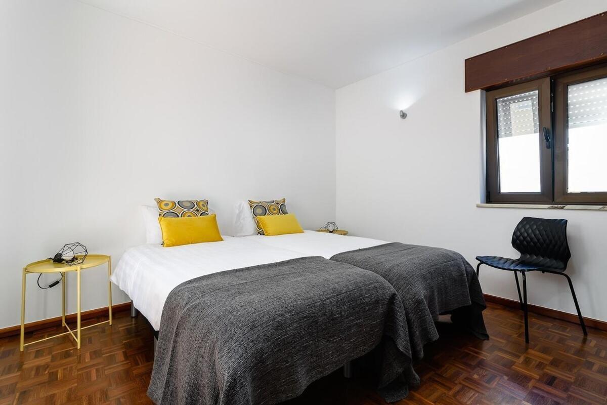 Casa 2 Irmaos Bed & Breakfast ลากอส ภายนอก รูปภาพ