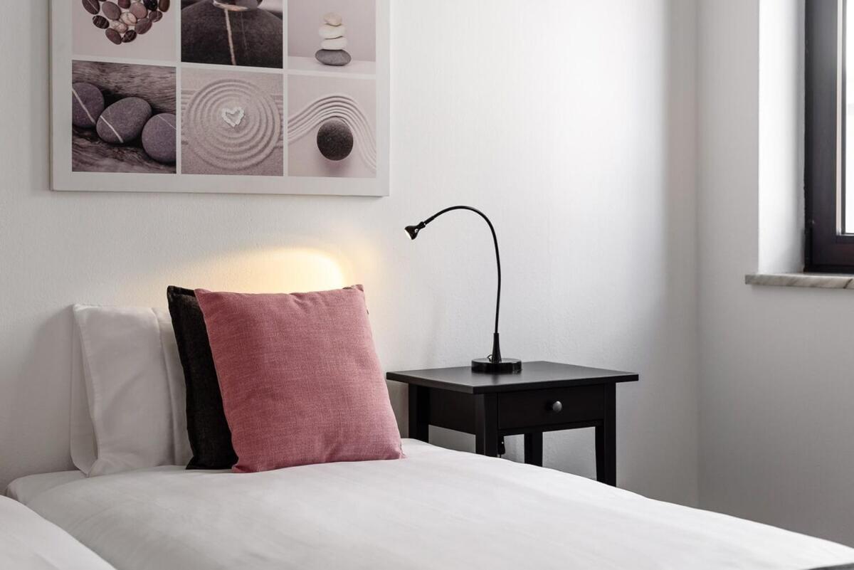 Casa 2 Irmaos Bed & Breakfast ลากอส ภายนอก รูปภาพ