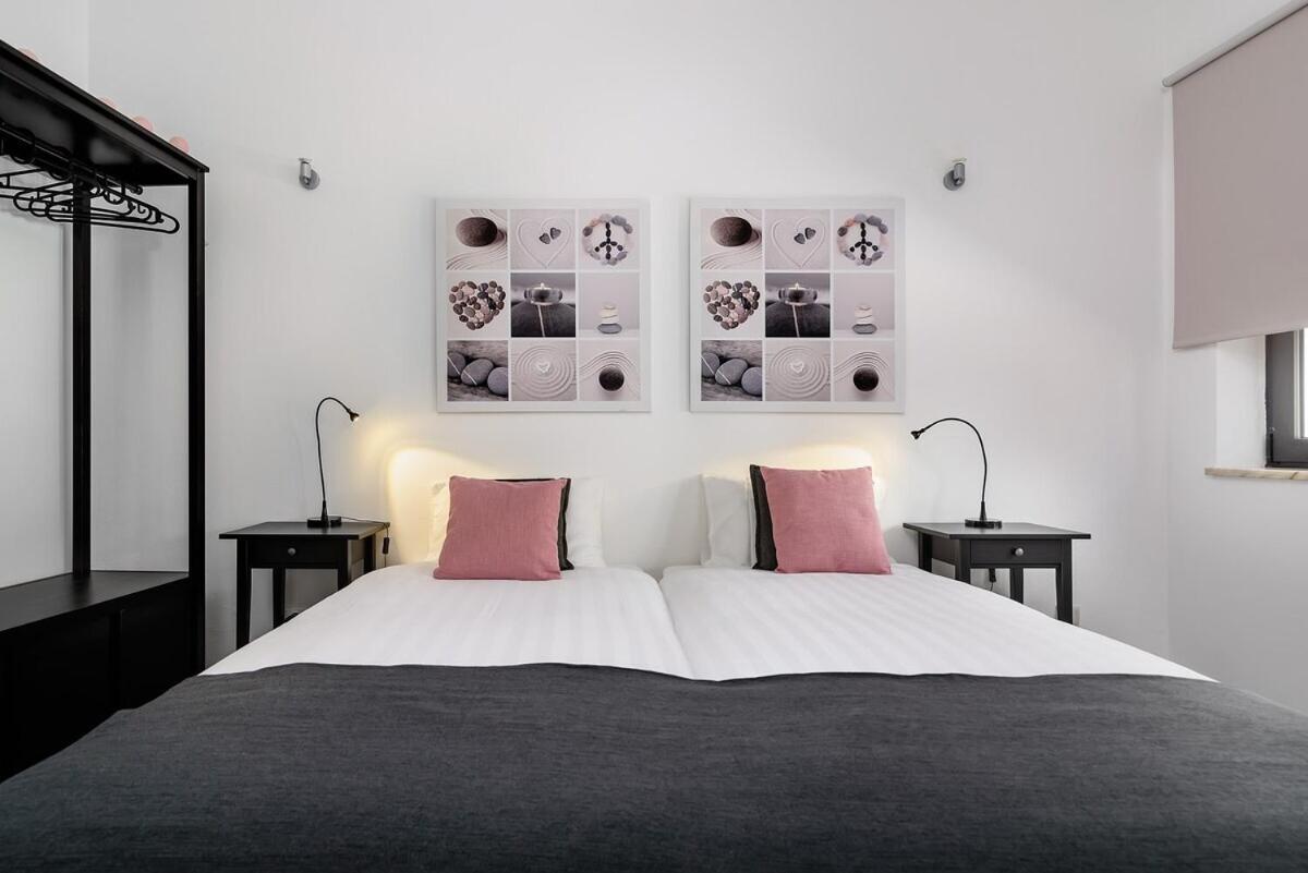 Casa 2 Irmaos Bed & Breakfast ลากอส ภายนอก รูปภาพ
